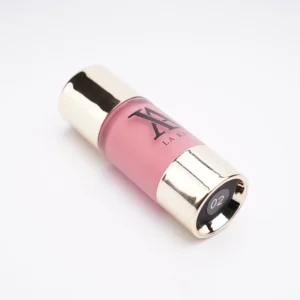 LA RÊVE Liquid Blush – توهج نباتي حريري يدوم طويلاً